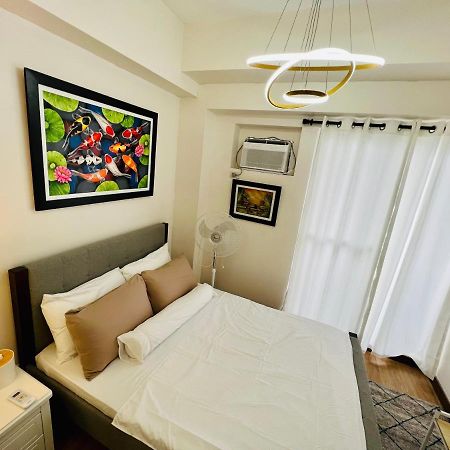 Infina Towers Project 4 Aurora Boulevard Quezon City Маніла Екстер'єр фото